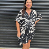 Női kaftán ruha - bő szabású - batikolt minta - fűzős gallér - rövid ujjú