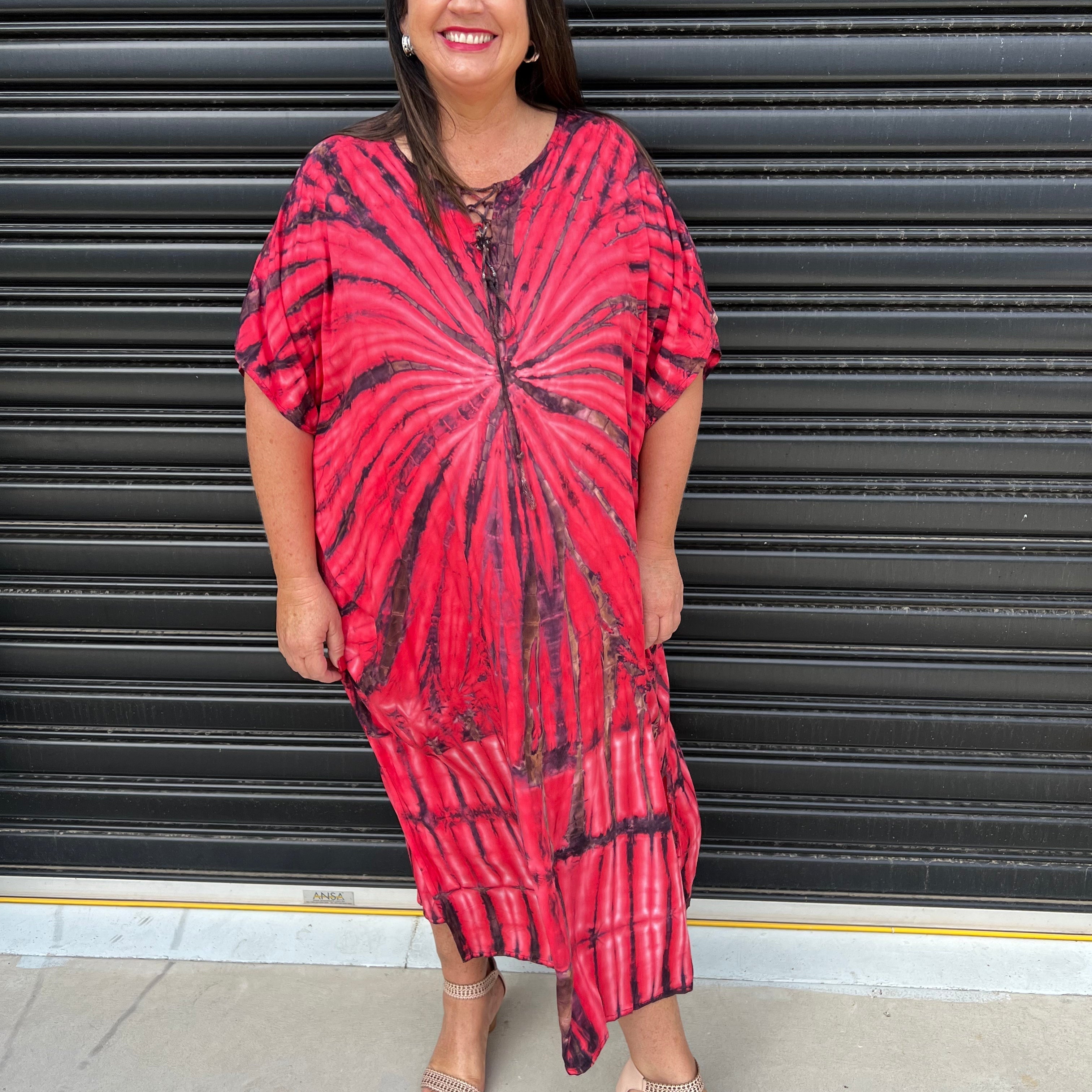 Női kaftán ruha - bő szabású - batikolt minta - fűzős gallér - rövid ujjú