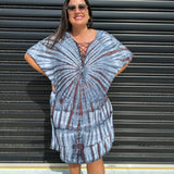 Női kaftán ruha - bő szabású - batikolt minta - fűzős gallér - rövid ujjú